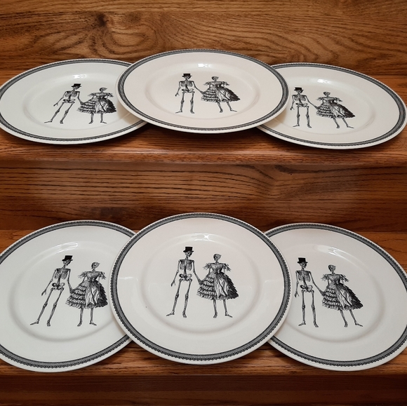 Victorian 11" Skeleton Couple plates set of 6 plates & 1 metal basket Halloween - Picture 8 of 16
